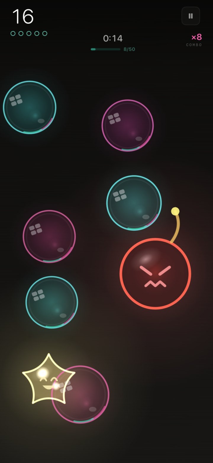 Bubble Drift in play with Glass bubbles: teal and pink edge-lit bubbles, a gold star and a bomb, score 16 and an eight-pop combo.